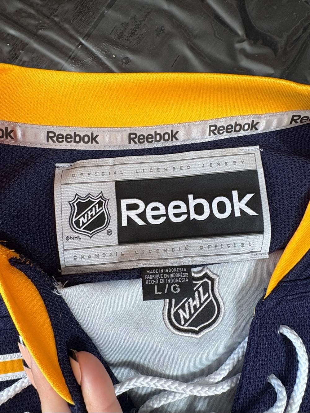 Reebok Navy, Gold & Light Blue Buffalo Sabres Hockey Jersey #15 - Picture 2 of 3
